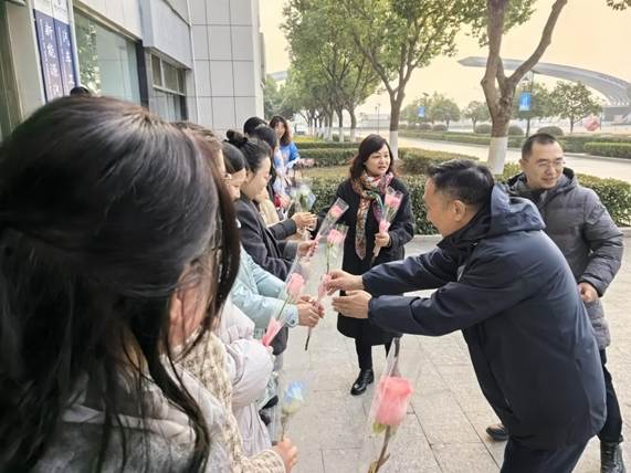 209fac9f57317147ae5f528aade5b95