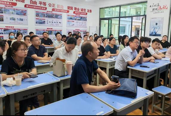 38717399A68AE0083D127D3933F64C2B