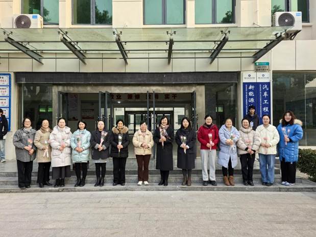 efbe3252a3f27ecad7ae2b508260552